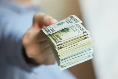 Looking for the Best Payday Loans UK? Here’s What to Know